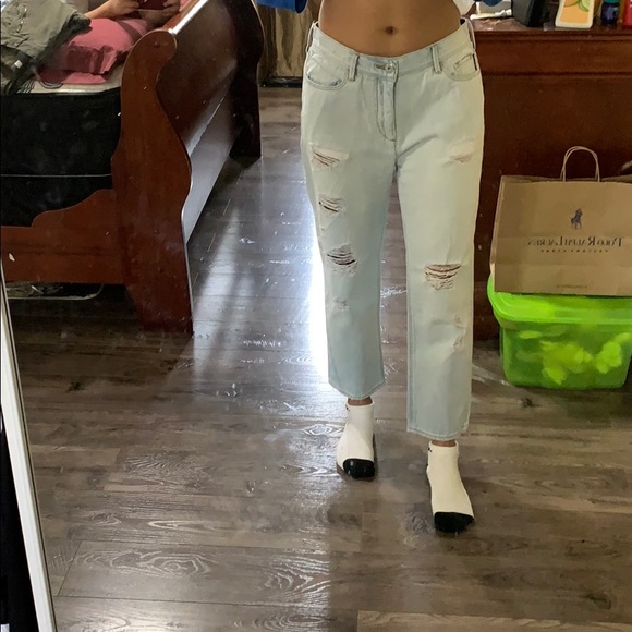 ARMANI EXCHANGE BOYFRIEND JEANS - Picture 4 of 6